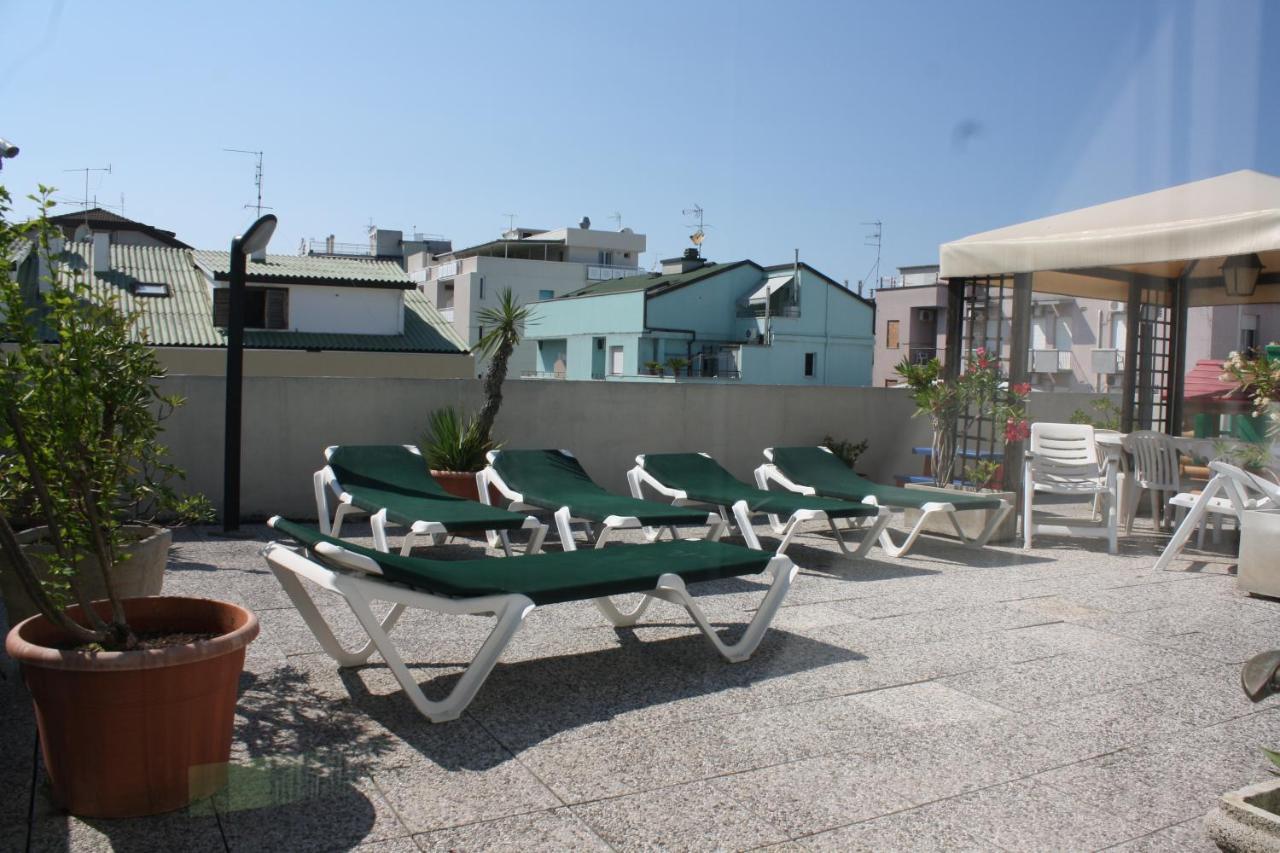 Residence Le Vele Cattolica Ngoại thất bức ảnh
